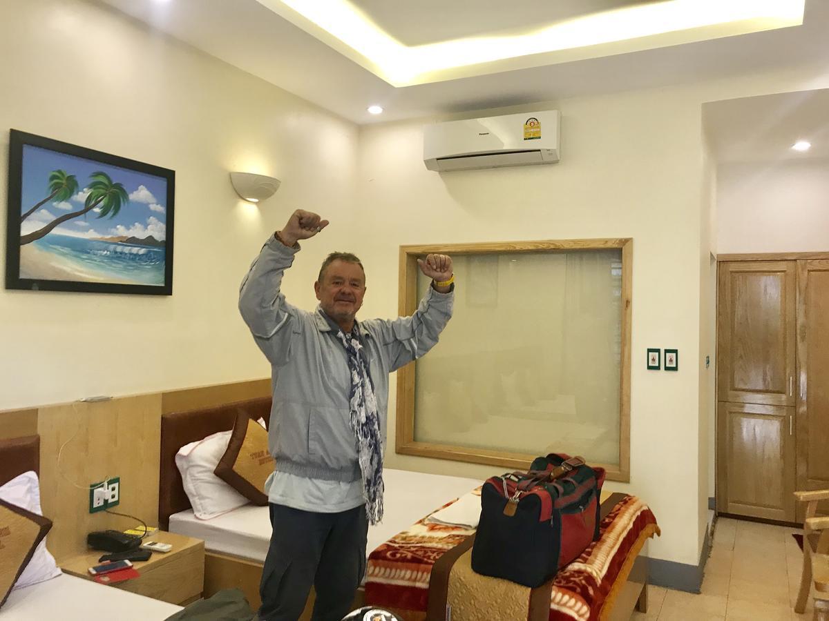 Hotel Khach San Tuan Anh Cửa Lò Exterior foto